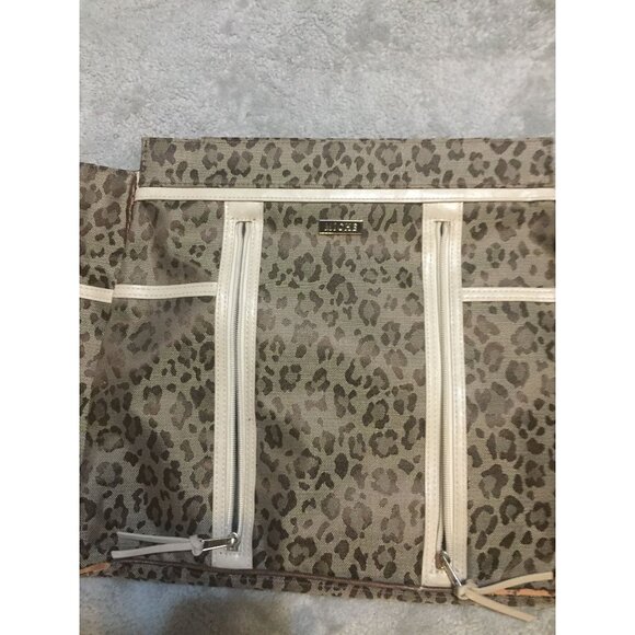 Miche Cleo Leopard Print Tote Bag With Double Zipper Pockets - Picture 5 of 14